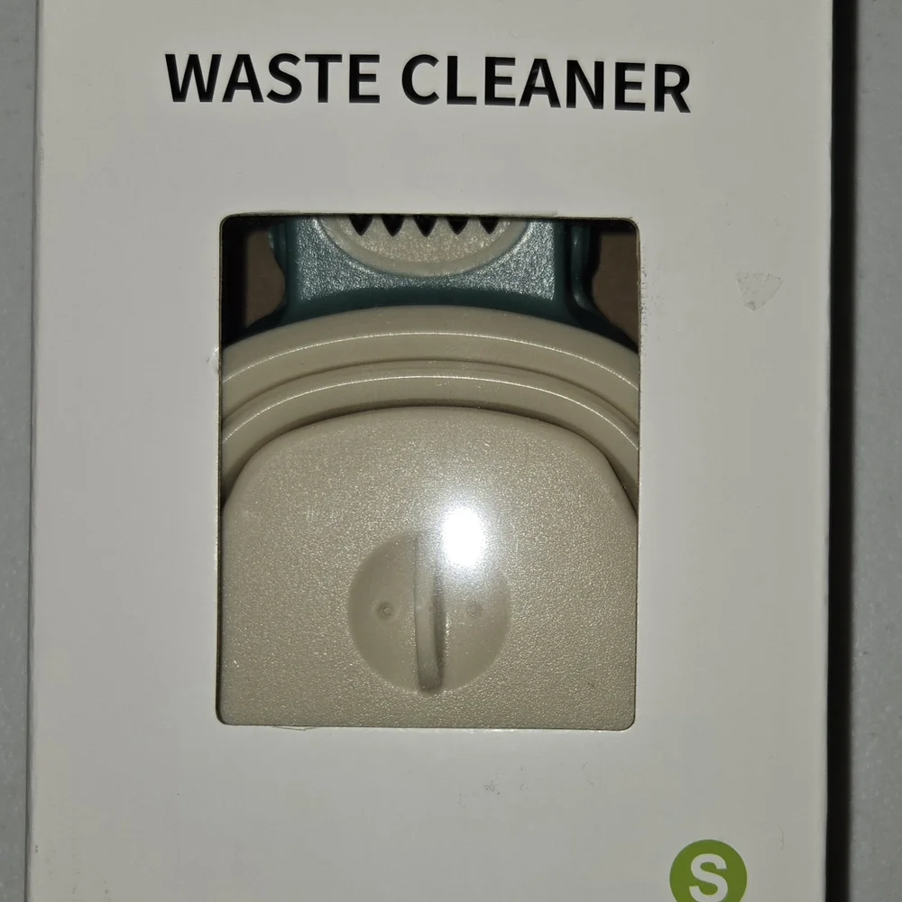 Pet Waste Cleaner with Cream Handle